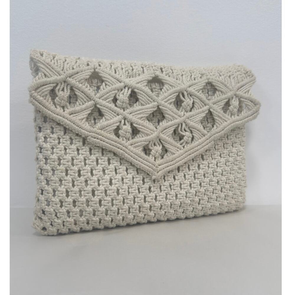 Vintage 1960s Mister Ernest Macrame Crochet Foldover Clutch Cream Boho Bag
